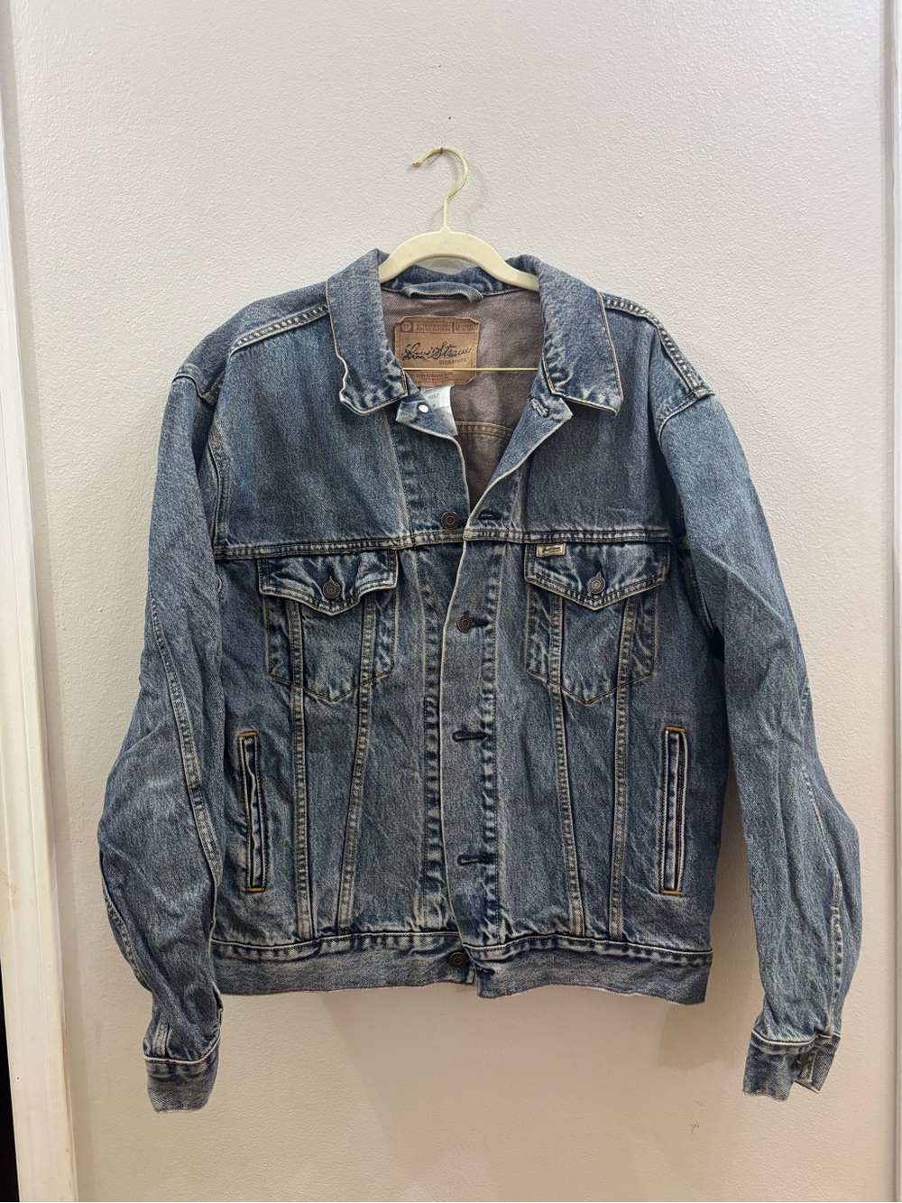 Levi's Light Blue Denim Jacket - Men's Casual Jean Coat - Picture 1 of 3